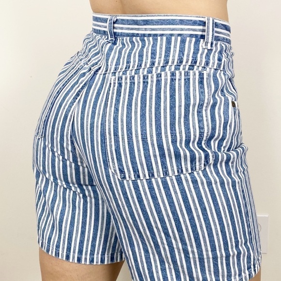 VINTAGE ARIZONA Ultra High Waist Stripe Shorts 6 - Picture 2 of 8